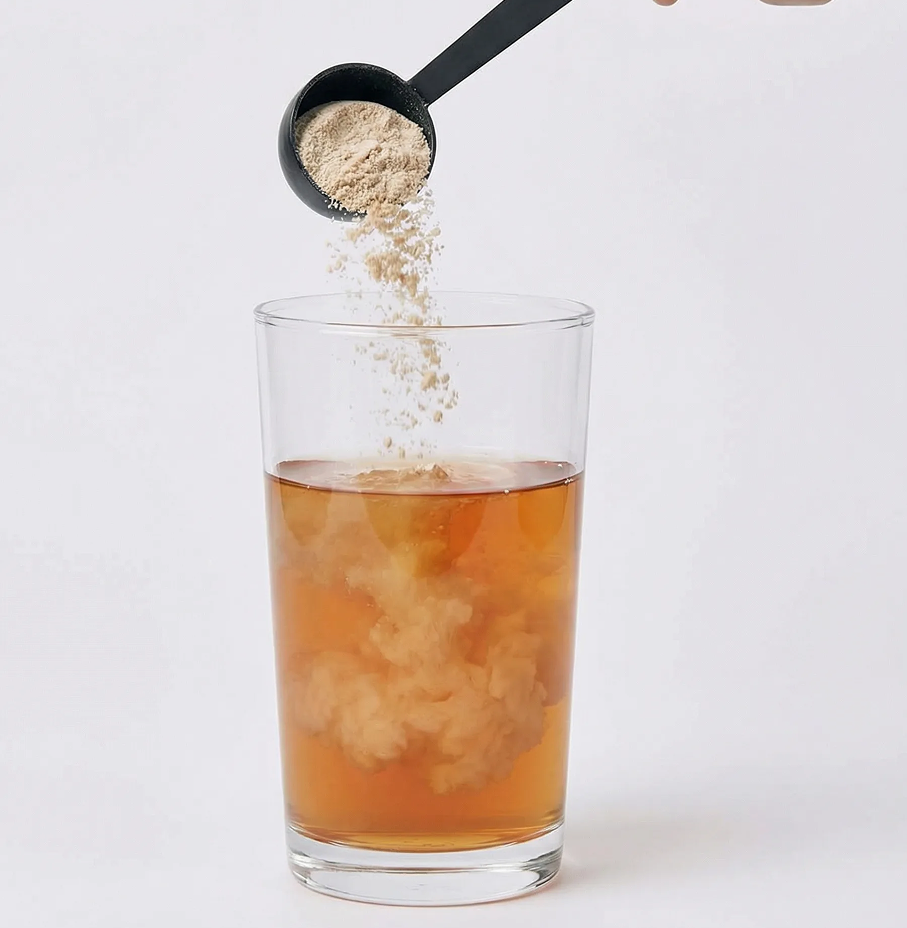 Add to 250ml of cold water for ½ scoop, or up to 400-500ml for a full scoop. Shake or stir.